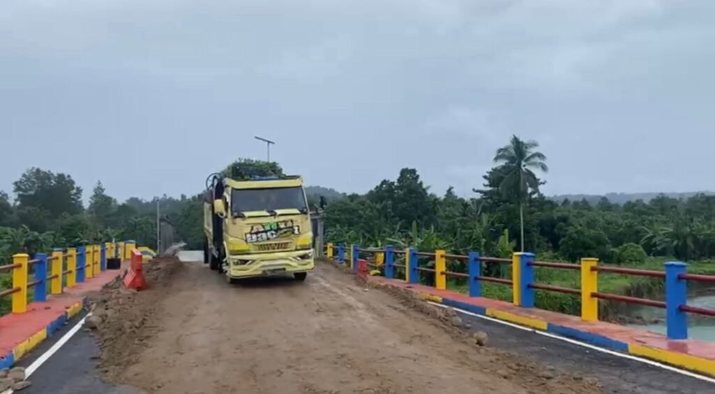 Ambruknya Jembatan Wai Mer 1, Leuwol: Awalnya Dibangun Dinas PUPR SBT