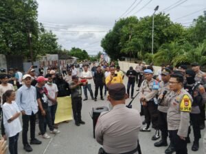 Polres Malra Didesak Tangkap Palaku Konflik Perumda-Ohoijang