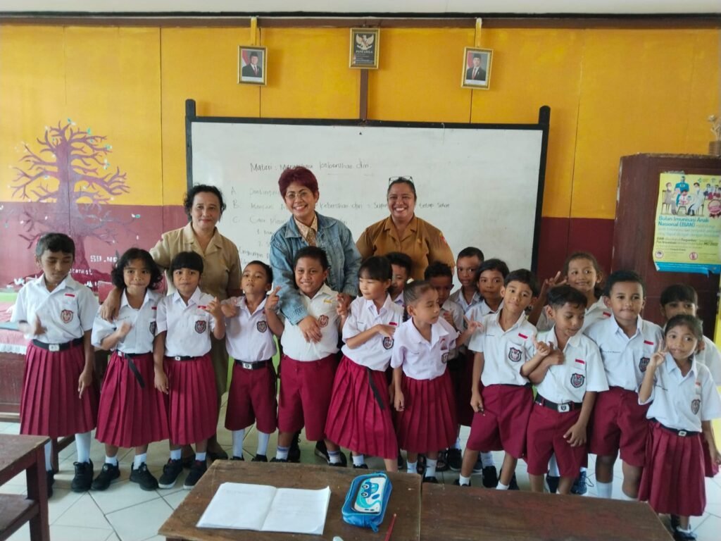 Mercy Barends Apresiasi SDN 8 Ambon Sebagai Pelopor Sekolah Hijau di Maluku