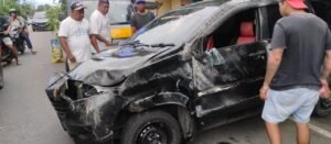 Tabrakan, Pengendara Motor Patah Tangan dan Kaki