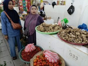 Jualan Busuk, Pedagang Gedung Protes Ketidakadilan Penertiban