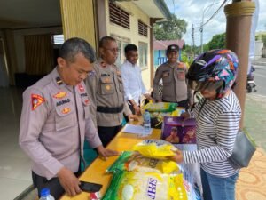 Polres Malra Gelar Gerakan Pangan Murah, 100 Pack Beras 5 Kg Ludes