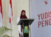 Ketangguhan Bu Guru Silvia; Dari Jalan Sunyi ke Pelukan Keluarga
