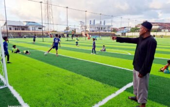Belum Diresmikan, Lapangan Hatukau Full Booking Pecinta Bola