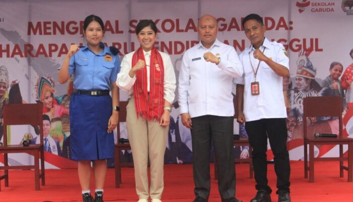 Menteri Komdigi: Cerdas Saja Tak Cukup, Harus Berkarakter!