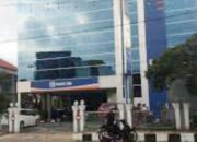 Pendemo: Stop Menabung di BRI, Banyak Mafia